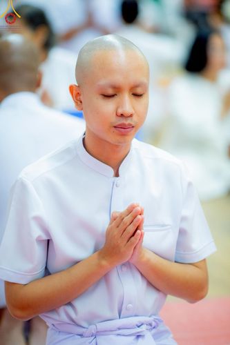 ภาพ No.217058:วันเสาร์ที่ 12 เมษายน พ.ศ. 2568 พิธีเวียนประทักษิณรอบพระมหาธรรมกายเจดีย์  พิธีวันทาเจดีย์ พิธีขอขมาและมอบผ้าไตร ในโครงการอุปสมบทหมู่ บูชาธรรมหลวงพ่อธัมมชโย, โครงการธรรมทายาท ระดับอุดมศึกษา รุ่นที่ 52 ,  โครงการบวชพระนานาชาติ AEC & WAB CEO รุ่นที่ 4 , ณ ว