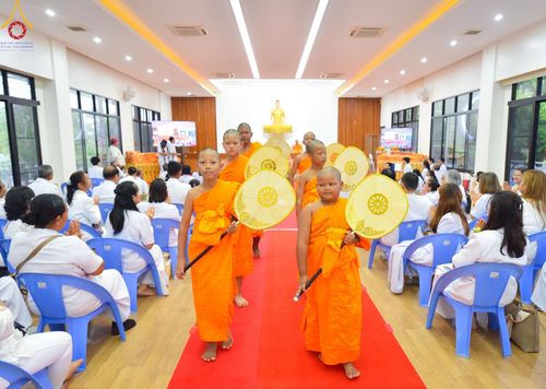 ภาพ No.163016:โครงการกฐินสามัคคีทั่วไทย 30,000 วัด บูชาธรรม 80 ปี หลวงพ่อธัมมชโย โดย คณะศิษยานุศิษย์วัดพระธรรมกาย ณ ศูนย์ปฎิบัติธรรมจันทบุรี วันที่ 18 ตุลาคม พ.ศ. 2567