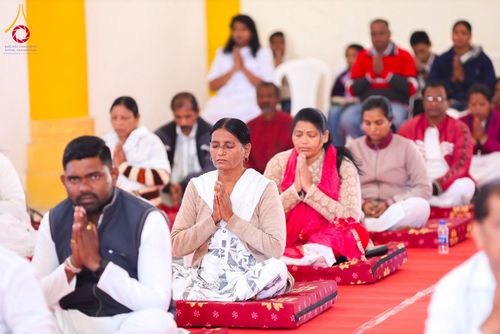 ภาพ No.283839:วันที่ 6-7 ธันวาคม พ.ศ. 2568  พิธีรับมอบหนังสือแสดงเจตจำนงถวายสิทธิครอบครองและใช้ประโยชน์วัดสันติวัน เมืองนาคปูร์  พิธีจุดโคมประทีปถวายเป็นพุทธบูชา และอุทิศบุญกุศลแด่ ดร.บี.อาร์. อัมเบดการ์  พิธีบูชาข้าวพระถ่ายทอดสดจากประเทศไทย