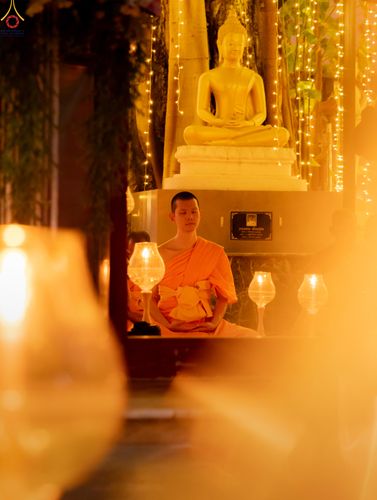 ภาพ No.294116:วันที่ 13 มกราคม พ.ศ. 2569 พิธีจุดประทีปถวายเป็นพุทธบูชา และบูชาธรรมมหาปูชนียาจารย์  (ภาพชุดที่ 2) ณ วัดสองพี่น้อง ต.ต้นตาล อ.สองพี่น้อง จ.สุพรรณบุรี ในโครงการธรรมยาตรา กตัญญูบูชา มหาปูชนียาจารย์ พระมงคลเทพมุนี(สด จนฺทสโร) พระผู้ปราบมาร อนุสรณ์สถาน 7 แห่