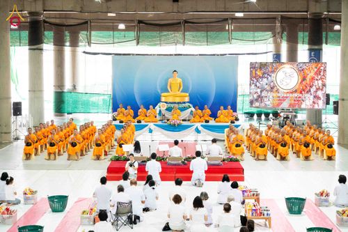 ภาพ No.342884:วันอาทิตย์ที่ 9 สิงหาคม พ.ศ.2569 พิธีตักบาตรฉลองพระใหม่ โครงการบรรพชาและอุปสมบทหมู่ รุ่นเข้าพรรษา ณ มหารัตนวิหาคด คอร์ 26 วัดพระธรรมกาย