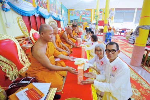 ภาพ No.272503:วันที่ 1 พฤศจิกายน พ.ศ. 2568 พิธีทอดกฐินสามัคคีทั่วไทย ณ วัดโคกสว่าง ต.สำพันตา อ.นาดี จ.ปราจีนบุรี โดยคณะศิษยานุศิษย์ บูชาธรรม 81 ปี หลวงพ่อธัมมชโย