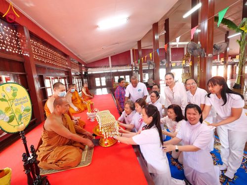 ภาพ No.179066:พิธีทอดกฐิน ณ วัดสามัคคีสุทธาวาส แขวงบางอ้อ เขตบางพลัด กรุงเทพฯ ในโครงการกฐินสามัคคีทั่วไทย 30,000 วัด บูชาธรรม 80 ปี หลวงพ่อธัมมชโย โดยคณะศิษยานุศิษย์วัดพระธรรมกาย วันที่ 2 พฤศจิกายน พ.ศ. 2567