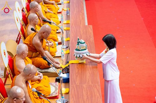 ภาพ No.238801:วันเสาร์ที่ 16 สิงหาคม พ.ศ. 2568 งานบุญประจำปี ครั้งที่ 20 พิธีทักษิณานุปทานแด่บรรพชน ตระกูลผ่องสวัสดิ์และหมู่ญาติที่ล่วงลับไปแล้ว ณ พระมหาเจดีย์ทัตตชีโว ศูนย์อบรมเยาวชนกาญจนบุรี