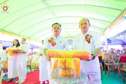 ภาพ No.175453:พิธีทอดกฐินสามัคคี ณ ศูนย์ปฏิบัติธรรมแก้วมงคลสกลนคร(หนองหาร) ต.ท่าแร่ อำเภอเมือง จังหวัดสกลนคร วันที่ 15 พฤศจิกายน พ.ศ. 2567