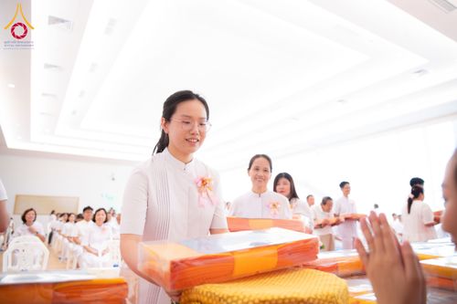 ภาพ No.172011:พิธีทอดกฐิน วัดพระธรรมกายสิงคโปร์ วันอาทิตย์ที่ 27 ตุลาคม พ.ศ. 2567