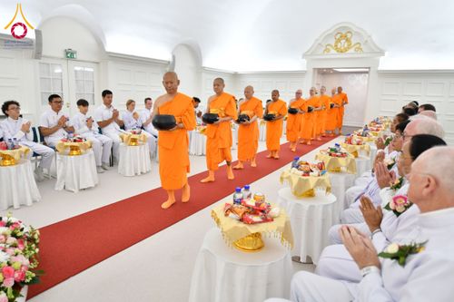 ภาพ No.171502:พิธีทอดกฐิน ณ วัดพระธรรมกายคอร์ซัวร์ ลุสท์สโกว ประเทศเดนมาร์ก วันเสาร์ที่ 19 ตุลาคม พ.ศ. 2567