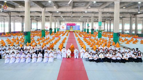 ภาพ No.80420:องค์กรภาคีเครือข่าย "บวร" จังหวัดปทุมธานี ศึกษาดูงานโครงการบรรพชาสามเณรฟื้นฟูพระพุทธศาสนาทั่วไทย ชมนิทรรศการ และสื่อนวัตกรรมพระพุทธศาสนาภาพยนต์ 3 มิติ - จักรวาลนฤมิต เรื่อง "พระสัมมาสัมพุทธเจ้า พระบรมศาสดาเอกของโลก" วันศุกร์ที่ 28 เมษายน พ.ศ.2566