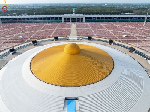 ภาพ No.219558:วันอังคารที่ 22 เมษายน พ.ศ. 2568 พิธีถวายมหาสังฆทานคณะสงฆ์ 40,000 กว่าวัดทั่วประเทศ เนื่องในวันคุ้มครองโลก ณ วัดพระธรรมกาย จ.ปทุมธานี