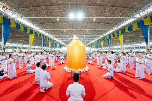 ภาพ No.149124:พิธีจุดเทียนใจ ไฟนิรันดร์ อนันตชัย วันอาทิตย์ที่ 18 สิงหาคม พ.ศ. 2567 วัดพระธรรมกาย จ. ปทุมธานี