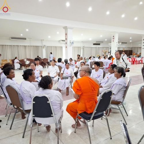 ภาพ No.155395:โครงการอุบาสกแก้ว อุบาสิกาแก้ว รุ่นที่ 2 ตัวแทนทอดกฐินสามัคคีทั่วไทย 30,000 วัด บูชาธรรม 80 ปี หลวงพ่อธัมมชโย ศูนย์ปฏิบัติธรรมเพชรบูรณ์ ต.นาป่า อ.เมือง จ.เพชรบูรณ์