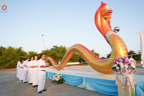 ภาพ No.174499:พิธีประดิษฐานดวงแก้วบรมเศรษฐี นาคีพ่นสมบัติใหญ่ ลานเอนกประสงค์พญานาค 4 ตระกูล วันที่ 15 พฤศจิกายน พ.ศ. 2567 ณ พุทธอุทยานนานาชาติ จ.หนองคาย