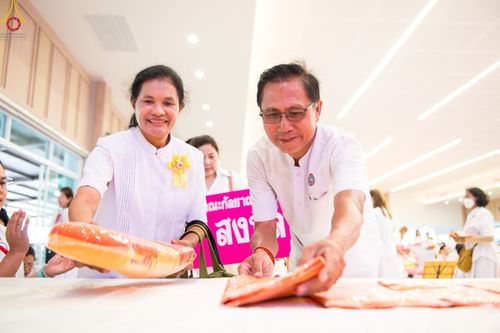 ภาพ No.128837:พิธีทอดผ้าป่าฉลองมหารัตนเจดีย์สิริปทุมสวรรค์ ณ ศูนย์ปฏิบัติธรรมภาคใต้ อ.บางกล่ำ จ.สงขลา วันที่ 10 มีนาคม พ.ศ. 2567