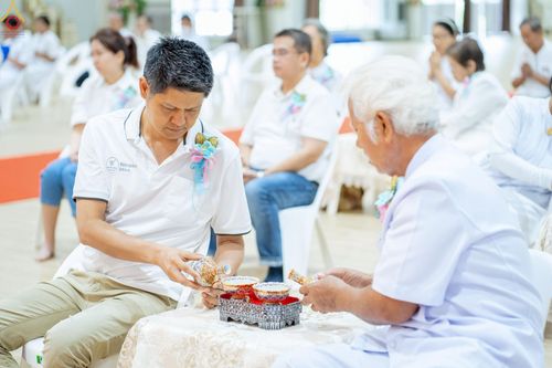 ภาพ No.236685:วันจันทร์ที่ 28 กรกฎาคม พ.ศ. 2568 พิธีทอดผ้าป่าเพื่อปรับปรุงหมู่กุฏิพระ 3 หลัง ณ ศูนย์อบรมเยาวชนกาญจนบุรี ต.เกาะสำโรง อ.เมืองกาญจนบุรี จ.กาญจนบุรี