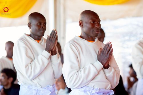 ภาพ No.231627:โครงการบรรพชาอุปสมบทหมู่ครั้งที่ 2 ณ วัดพระธรรมกายโจฮันเนสเบิร์ก ประเทศแอฟริกาใต้ วันอาทิตย์ 29 มิถุนายน พ.ศ. 2568