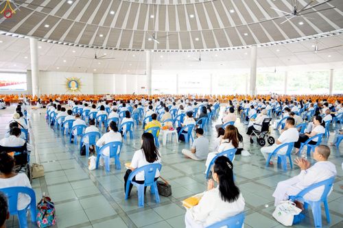 ภาพ No.248503:วันที่ 27 กันยายน พ.ศ. 2568 พิธีถวายเมนูสวรรค์เพื่อการบรรลุธรรม ณ หอฉันคุณยายอาจารย์ฯ วัดพระธรรมกาย