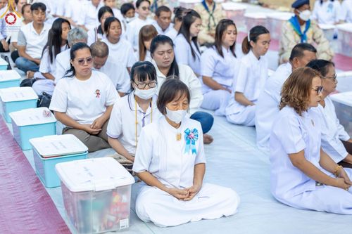 ภาพ No.131794:พิธีถวายสังฆทาน 323 วัด 4 จังหวัดชายแดนภาคใต้ ปีที่ 20 ครั้งที่ 167 และ พิธีมอบกองทุนหนุนแรงใจช่วยครูใต้ ปีที่ 17 ครั้งที่ 132 วันเสาร์ที่ 23 มีนาคม พ.ศ. 2567 ณ วัดมุจลินทวาปีวิหารพระอารามหลวง อ.หนองจิก จ.ปัตตานี