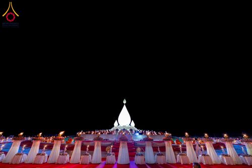 ภาพ No.211705:วันอาทิตย์ที่ 16 มีนาคม พ.ศ. 2568 พิธีจุดประทีปถวายเป็นพุทธบูชา ฉลองปทุมเจดีย์ (เจดีย์พระพุทธเจ้า 5 พระองค์) ณ ศูนย์อบรมเยาวชนปัตตานี