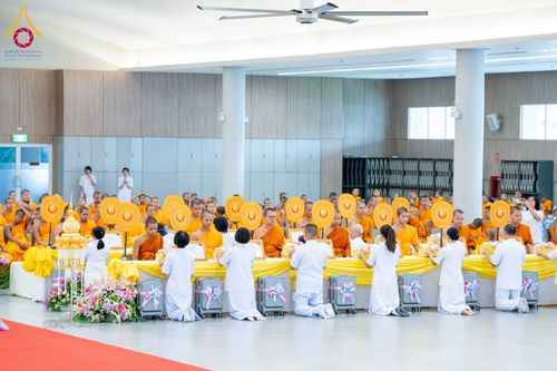 ภาพ No.153122:พิธีมอบรางวัลเกียรติยศ แก่สามเณรผู้สอบผ่าน โครงการสามเณรทรงพระปาฏิโมกข์ ปีที่ 2/2567 วันอังคารที่ 27 สิงหาคม พ.ศ.2567 ณ ห้องประชุมใหญ่ ค่ายจองแชมป์ หมู่กุฏิสามเณรเปรียญธรรม วัดพระธรรมกาย จ.ปทุมธานี