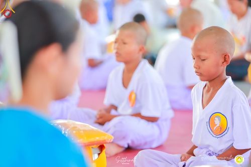 ภาพ No.135642:พิธีขอขมารับผ้าไตร , พิธีบรรพชา ในโครงการบรรพชาสามเณร ฟื้นฟูพระพุทธศาสนาทั่วไทย  ณ ศูนย์ปฏิบัติธรรมสวนผึ้ง จ.ราชบุรี วันที่ 4 เมษายน พ.ศ. 2567