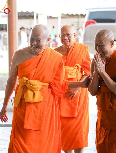 ภาพ No.149409:พิธีทักษิณานุปทานแด่บรรพชนตระกูลผ่องสวัสดิ์ และหมู่ญาติที่ล่วงลับไปแล้ว ประจำปี ครั้งที่ 19 วันพฤหัสบดีที่ 22 สิงหาคม พ.ศ. 2567 ณ พระมหาเจดีย์ทัตตชีโว ศูนย์อบรมเยาวชนกาญจนบุรี