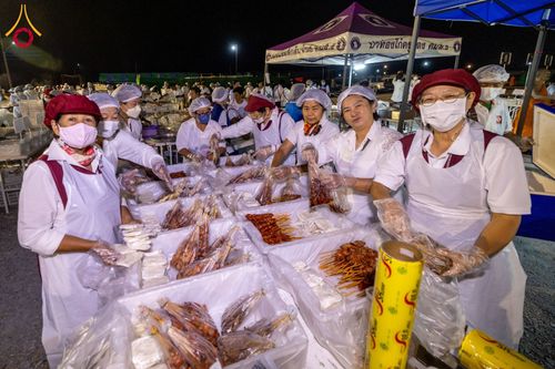 ภาพ No.119903:พิธีถวายภัตตาหารเป็นสังฆทาน แด่คณะพระธรรมยาตรา ปีที่ 12 วันที่ 28 มกราคม พ.ศ. 2567 ณ อนุสรณ์สถานบางปลา จ.นครปฐม