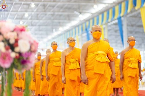 ภาพ No.88118:พิธีมุทิตาสักการะ เปรียญธรรม 9,6,3 และบาลีศึกษา 6,3  พิธีมอบดวงแก้วสามเณรทรงบาลีไวยากรณ์ วันอาทิตย์ 17 กันยายน พ.ศ. 2566 ณ สภาธรรมกายสากล วัดพระธรรมกาย