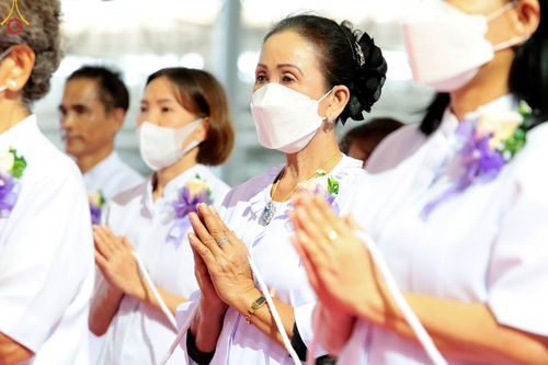 ภาพ No.90476:พิธีปฏิบัติธรรม และพิธีจุดเทียนใจ ไฟนิรันดร์ อนันตชัย วันอาทิตย์ที่ 15 ตุลาคม พ.ศ. 2566 ณ สภาธรรมกายสากล วัดพระธรรมกาย