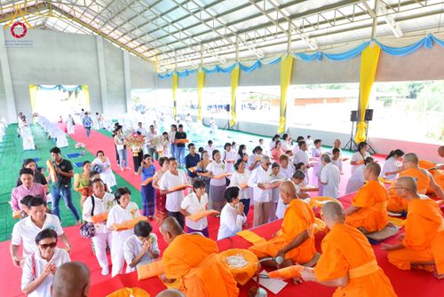 ภาพ No.164716:พิธีทอดกฐิน ณ ธุดงคสถานเขาย้อย เพชรบุรี สร้างอาคารปฏิบัติธรรม พระมงคลเทพมุนี(สด จนฺทสโร) ตำบลสระพัง อำเภอเขาย้อย จังหวัดเพชรบุรี วันอาทิตย์ ที่ 20 ตุลาคม พ.ศ. 2567