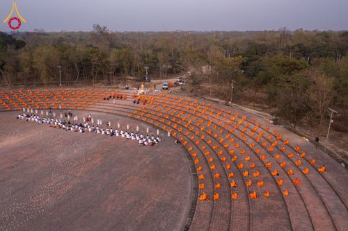 ภาพ No.130601:พิธีจุดโคมประทีปถวายเป็นพุทธบูชา ในโครงการบรรพชา 1,250 รูป ณ มหาวิหารมายาเทวี แดนประสูติ สวนลุมพินี ประเทศเนปาล วันที่ 9 มีนาคม พ.ศ. 2567