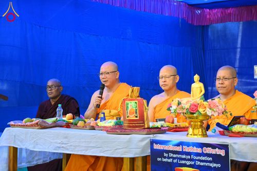 ภาพ No.179396:พิธีทอดกฐินสมทบ ณ วัดสันตินิเกตัน (Santiniketan Temple) เมืองกัลกัตตา ประเทศอินเดีย วันที่ 9 พฤศจิกายน พ.ศ. 2567 เพื่อสร้างโรงพยาบาลสำหรับชุมชน Santiniketan Ambedga Buddhist welfare mission