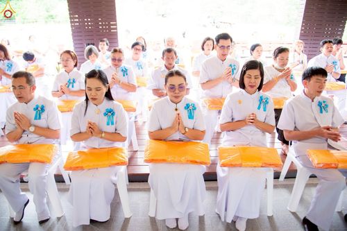 ภาพ No.261035:วันอังคารที่ 14 ตุลาคม พ.ศ. 2568 พิธีทอดกฐินสามัคคี "สร้างองค์พระเจดีย์เพื่อสร้างสันติภาพโลก" ขนาดหน้าตัก 10 เมตร ณ ศูนย์ปฏิบัติธรรมระยอง(บ้านช่องลม) ตำบลบางบุตร อำเภอบ้านค่าย จังหวัดระยอง