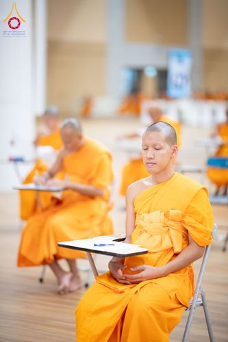 ภาพ No.177773:พิธีสอบธรรมสนามหลวง นักธรรมชั้นโท-เอก  ระหว่างวันที่ 17-20 พฤศจิกายน พ.ศ. 2567 ณ สนามสอบวัดพระธรรมกาย ปทุมธานี
