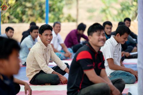 ภาพ No.127575:Photo Story ปฐมบรรพชาชาวพุทธมาร์มา Episode 2/5 วันที่ 6-7 กุมภาพันธ์ พ.ศ. 2567  โครงการบรรพชาครั้งประวัติศาสตร์ แห่งเทือกเขาจิตตะกอง  ครั้งแรกของชาวพุทธมาร์มา บังกลาเทศ บูชาธรรม 80 ปีหลวงพ่อธัมมชโย ณ วัดธัมจักร อรัญกุฏิ เมืองรัมการ์ คาร์กาชารี บังกลาเทศ