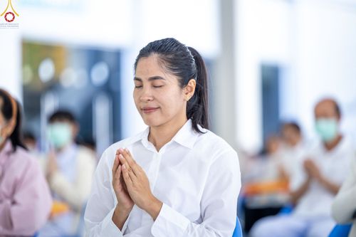 ภาพ No.104498:พิธีบุพเปตพลี ครั้งที่ 145 อุทิศบุญแด่หมู่ญาติที่ล่วงลับไปแล้ว และสืบทอดอายุพระพุทธศาสนา วันพุธที่ 27 ธันวาคม พ.ศ. 2566 (วันพระขึ้น 15 ค่ำ เดือน 12 ) ณ หอฉันคุณยายอาจารย์ฯ วัดพระธรรมกาย