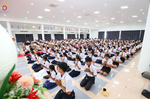 ภาพ No.102593:วันรวมพลังเด็กดี V-Star ผู้นำฟื้นฟูศีลธรรมโลก จังหวัดชุมพร วันที่ 15 ธันวาคม พ.ศ. 2566 ณ ธุดงคสถานชุมพร อ.เมือง จ.ชุมพร