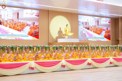 ภาพ No.138780:พิธีถวายกองทุนสนับสนุน การสร้างพระไตรปิฎกฉบับธรรมชัย และอนุรักษ์คัมภีร์ใบลาน น้อมบูชาธรรมหลวงพ่อธัมมชโย 80 ปี ณ ห้องแก้วสารพัดนึก 2 วัดพระธรรมกาย วันเสาร์ที่ 1 มิถุนายน พศ. 2567