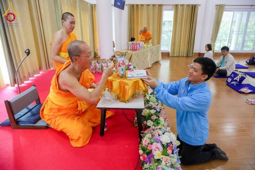 ภาพ No.183985:วันรวมพลังเด็กดี V-Star ผู้นำฟื้นฟูศีลธรรมโลก ประจำปี 2567 ณ ศูนย์ปฏิบัติธรรมลำปาง ต.บ้านเป้า อ.เมือง จ.ลำปาง วันที่ 26 พฤศจิกายน พ.ศ. 2567