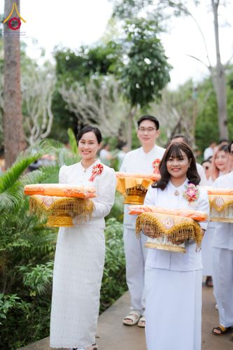 ภาพ No.165625:พิธีทอดกฐินศูนย์ปฏิบัติธรรมแก้วภูเรือ จ.เลย ในโครงการกฐินสามัคคีทั่วไทย 30,000 วัด บูชาธรรม 80 ปี หลวงพ่อธัมมชโย โดยคณะศิษยานุศิษย์วัดพระธรรมกาย วันที่ 20 ตุลาคม พ.ศ. 2567