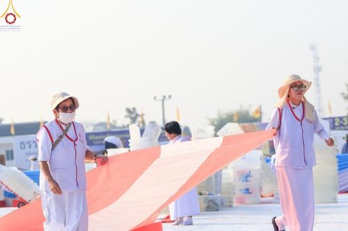 ภาพ No.110828:V.9 กล้าเก่ง การเตรียมงาน เก็บงาน การรับบุญของเจ้าหน้าที่หน่วยงานต่างๆ เพื่อโครงการธรรมยาตรา กตัญญูบูชามหาปูชนียาจารย์ พระมงคลเทพมุนี (สด จนฺทสโร) พระผู้ปราบมาร อนุสรณ์สถาน 7 แห่ง ปีที่ 12 ระหว่างวันที่ 2 - 31 มกราคม พ.ศ.2567