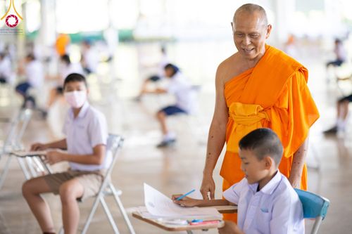 ภาพ No.101175:พิธีสอบธรรมสนามหลวง ธรรมศึกษาชั้นตรี-โท-เอก วันที่ 7 ธันวาคม พ.ศ. 2566 ณ วัดพระธรรมกาย จ.ปทุมธานี