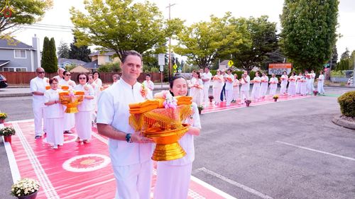 ภาพ No.239658:วันอาทิตย์ ที่ 17 สิงหาคม พ.ศ. 2568 พิธีทอดผ้าป่าฉลองครบรอบ 27 ปี วัดพระธรรมกายซีแอตเติล รัฐวอชิงตัน ประเทศสหรัฐอเมริกา