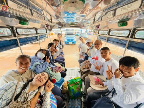 ภาพ No.211121:วันเสาร์ที่ 15 มีนาคม พ.ศ. 2568  การเตรียมงานของเจ้าหน้าที่ เพื่องานฉลองปทุมเจดีย์ ณ ศูนย์อบรมเยาวชนปัตตานี