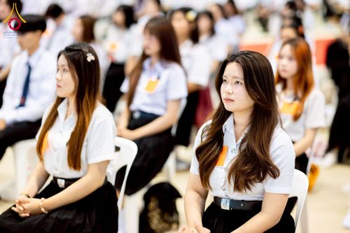 ภาพ No.273126:วันที่ 22 พฤศจิกายน พ.ศ. 2568 การอบรม SUPERVISOR รอบ Final Course โครงการตอบปัญหาธรรมะ "ทางก้าวหน้า" ครั้งที่ 43 ณ ห้องแก้วสารพัดนึก 1 สภาธรรมกายสากล วัดพระธรรมกาย จ.ปทุมธานี