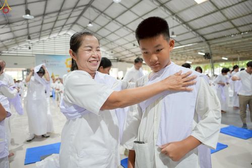 ภาพ No.248347:วันที่ 26-28 กันยายน พ.ศ. 2568 โครงการอบรมอุบาสกแก้ว อุบาสิกาแก้ว รุ่นที่ 3 ตัวแทนทอดกฐินสามัคคีทั่วไทย 30,000 วัด ณ ธุดงคสถานล้านนา อ.สันทราย จ.เชียงใหม่