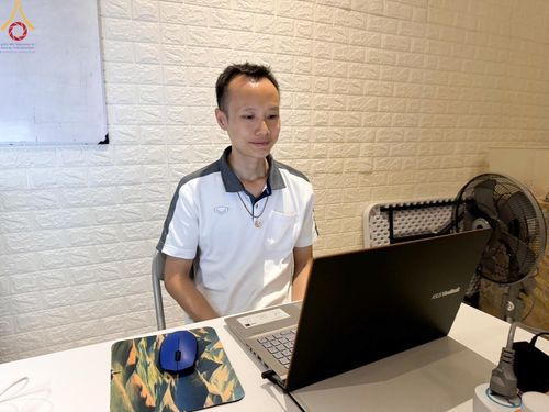 ภาพ No.152716:การเตรียมงานของเจ้าหน้าที่แผนกต่างๆ เพื่องานจุดโคมประทีปที่ ARMA MUSEUM บาหลี ประเทศอินโดนีเซีย งานจัดวันเสาร์ที่ 21 กันยายน พ.ศ. 2567