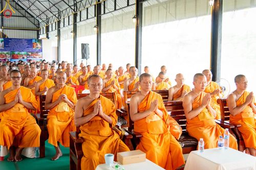 ภาพ No.92688:พิธีทอดกฐินวัดศรีวรรณวนาราม จ.ปทุมธานี และพิธีอัญเชิญพระสารีริกธาตุ วันที่ 4 พฤศจิกายน พ.ศ. 2566