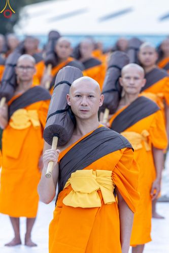 ภาพ No.186904:พระธรรมยาตราปฏิบัติธรรม และถ่ายภาพหมู่ประวัติศาสตร์ ปีที่ 13 ณ ลานทิศตะวันออก มหาวิหารพระมงคลเทพมุนี วัดพระธรรมกาย จ.ปทุมธานี วันเสาร์ที่ 28 ธันวาคม พ.ศ. 2567