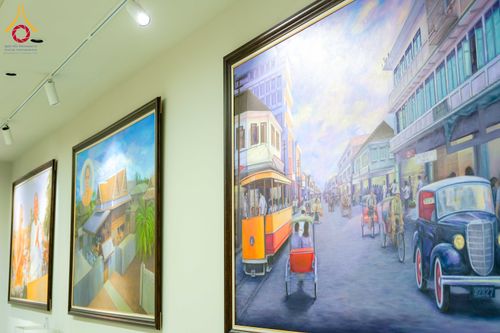ภาพ No.327660:วันที่ 1-6 พฤษภาคม พ.ศ.2569 ต้อนรับชาวต่างชาติ พระภิกษุ คณะชาวเมียนมาร์  อุบาสิกาชาวอินเดีย เยี่ยมชมวัดพระธรรมกายและสักการะพระมหาธรรมกายเจดีย์