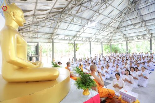 ภาพ No.154983:โครงการอุบาสกแก้ว อุบาสิกาแก้ว รุ่นที่ 2 ตัวแทนทอดกฐินสามัคคีทั่วไทย 30,000 วัด บูชาธรรม 80 ปี หลวงพ่อธัมมชโย จังหวัดบุรีรัมย์ ระหว่างวันที่ 13-15 กันยายน พ.ศ. 2567